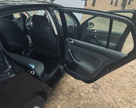 Черный Фольксваген Гольф, объемом двигателя 1.4 л и пробегом 268 тыс. км за 5650 $, фото 39 на Automoto.ua