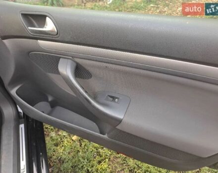 Черный Фольксваген Гольф, объемом двигателя 1.4 л и пробегом 202 тыс. км за 4800 $, фото 4 на Automoto.ua