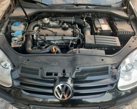 Черный Фольксваген Гольф, объемом двигателя 2 л и пробегом 350 тыс. км за 2500 $, фото 9 на Automoto.ua