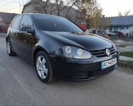 Черный Фольксваген Гольф, объемом двигателя 1.6 л и пробегом 250 тыс. км за 7500 $, фото 1 на Automoto.ua