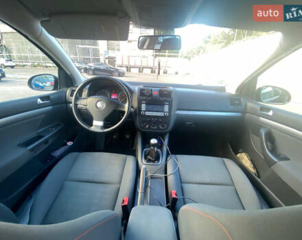 Чорний Фольксваген Гольф, об'ємом двигуна 1.6 л та пробігом 210 тис. км за 6000 $, фото 12 на Automoto.ua