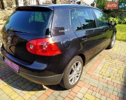 Черный Фольксваген Гольф, объемом двигателя 0 л и пробегом 206 тыс. км за 6400 $, фото 8 на Automoto.ua