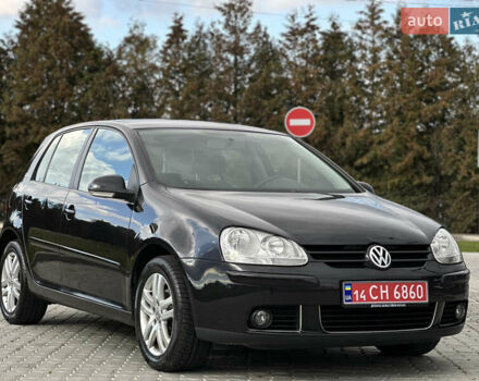Черный Фольксваген Гольф, объемом двигателя 1.4 л и пробегом 191 тыс. км за 5500 $, фото 54 на Automoto.ua