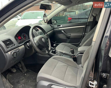 Чорний Фольксваген Гольф, об'ємом двигуна 1.6 л та пробігом 224 тис. км за 6550 $, фото 13 на Automoto.ua