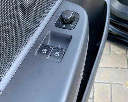 Черный Фольксваген Гольф, объемом двигателя 1.4 л и пробегом 189 тыс. км за 6500 $, фото 18 на Automoto.ua