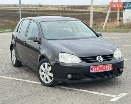 Черный Фольксваген Гольф, объемом двигателя 1.6 л и пробегом 218 тыс. км за 5900 $, фото 3 на Automoto.ua