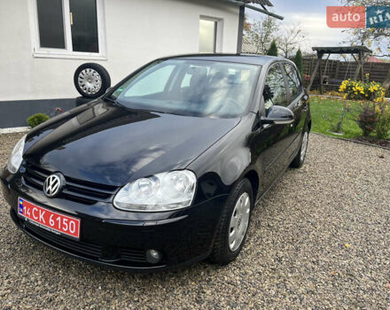 Черный Фольксваген Гольф, объемом двигателя 1.6 л и пробегом 253 тыс. км за 6250 $, фото 1 на Automoto.ua