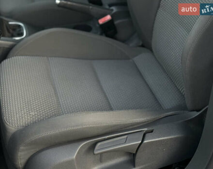 Черный Фольксваген Гольф, объемом двигателя 1.6 л и пробегом 182 тыс. км за 6350 $, фото 51 на Automoto.ua