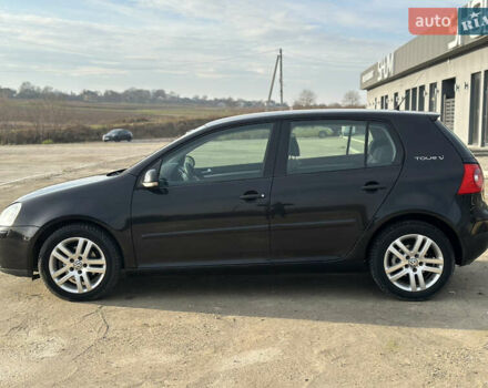 Черный Фольксваген Гольф, объемом двигателя 1.6 л и пробегом 227 тыс. км за 6299 $, фото 18 на Automoto.ua