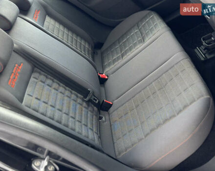 Черный Фольксваген Гольф, объемом двигателя 1.4 л и пробегом 191 тыс. км за 5550 $, фото 30 на Automoto.ua