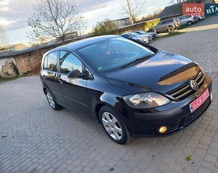 Черный Фольксваген Гольф, объемом двигателя 1.6 л и пробегом 200 тыс. км за 5650 $, фото 6 на Automoto.ua