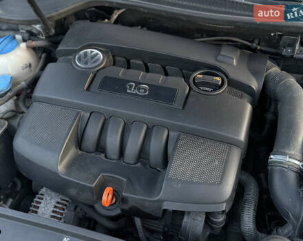 Чорний Фольксваген Гольф, об'ємом двигуна 1.6 л та пробігом 169 тис. км за 5999 $, фото 91 на Automoto.ua