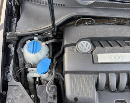 Черный Фольксваген Гольф, объемом двигателя 1.6 л и пробегом 280 тыс. км за 6300 $, фото 23 на Automoto.ua