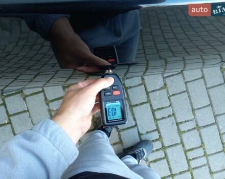 Черный Фольксваген Гольф, объемом двигателя 1.6 л и пробегом 200 тыс. км за 5650 $, фото 30 на Automoto.ua