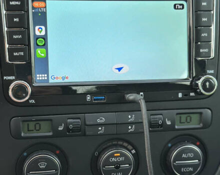 Черный Фольксваген Гольф, объемом двигателя 1.6 л и пробегом 232 тыс. км за 5750 $, фото 22 на Automoto.ua