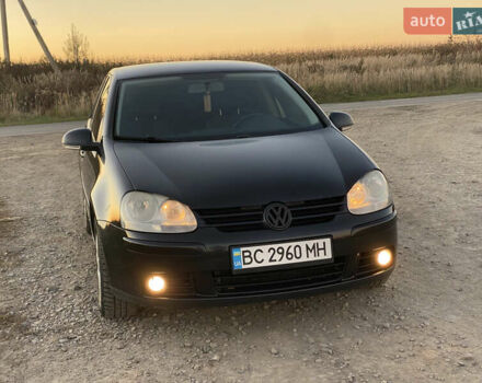 Чорний Фольксваген Гольф, об'ємом двигуна 1.97 л та пробігом 320 тис. км за 5500 $, фото 1 на Automoto.ua
