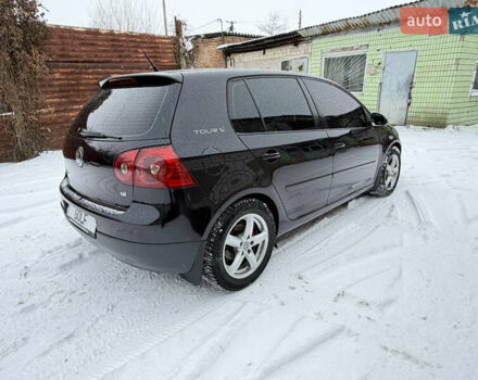 Черный Фольксваген Гольф, объемом двигателя 1.6 л и пробегом 242 тыс. км за 6750 $, фото 4 на Automoto.ua