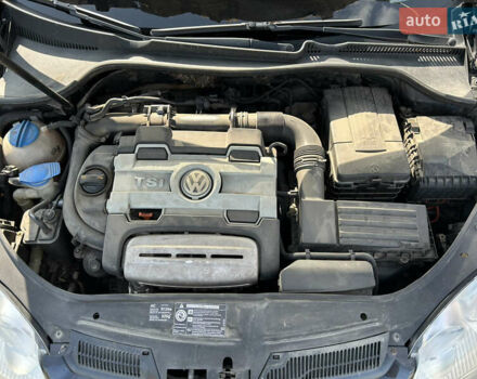 Чорний Фольксваген Гольф, об'ємом двигуна 1.4 л та пробігом 283 тис. км за 5500 $, фото 24 на Automoto.ua