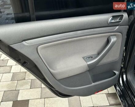 Черный Фольксваген Гольф, объемом двигателя 1.6 л и пробегом 196 тыс. км за 6200 $, фото 36 на Automoto.ua