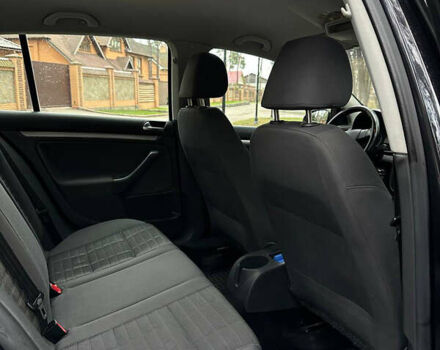 Черный Фольксваген Гольф, объемом двигателя 1.4 л и пробегом 258 тыс. км за 5300 $, фото 8 на Automoto.ua