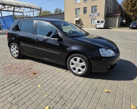 Черный Фольксваген Гольф, объемом двигателя 1.6 л и пробегом 223 тыс. км за 6400 $, фото 2 на Automoto.ua