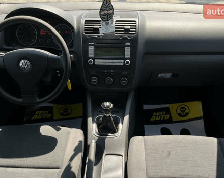 Чорний Фольксваген Гольф, об'ємом двигуна 1.6 л та пробігом 188 тис. км за 5500 $, фото 8 на Automoto.ua