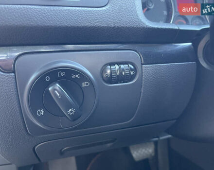 Черный Фольксваген Гольф, объемом двигателя 1.4 л и пробегом 217 тыс. км за 7750 $, фото 32 на Automoto.ua