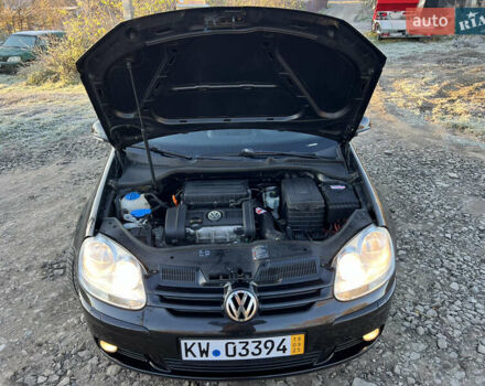 Чорний Фольксваген Гольф, об'ємом двигуна 1.4 л та пробігом 182 тис. км за 5850 $, фото 35 на Automoto.ua