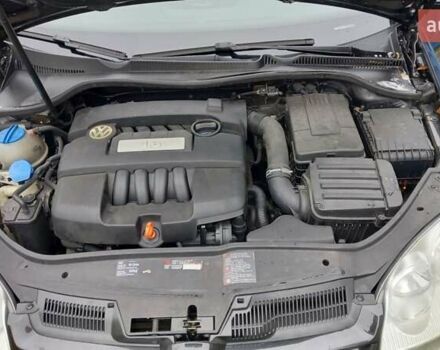 Черный Фольксваген Гольф, объемом двигателя 1.6 л и пробегом 246 тыс. км за 5099 $, фото 11 на Automoto.ua