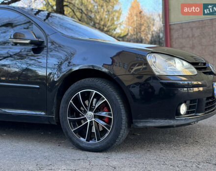 Чорний Фольксваген Гольф, об'ємом двигуна 1.39 л та пробігом 239 тис. км за 5950 $, фото 1 на Automoto.ua
