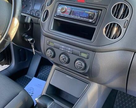 Черный Фольксваген Гольф, объемом двигателя 1.6 л и пробегом 141 тыс. км за 6600 $, фото 7 на Automoto.ua