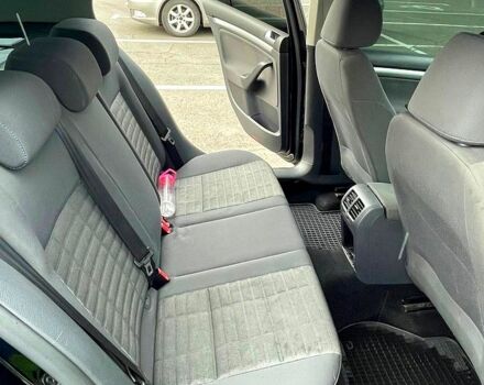 Черный Фольксваген Гольф, объемом двигателя 1.4 л и пробегом 345 тыс. км за 6000 $, фото 7 на Automoto.ua