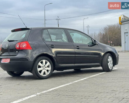 Черный Фольксваген Гольф, объемом двигателя 1.6 л и пробегом 218 тыс. км за 5900 $, фото 6 на Automoto.ua
