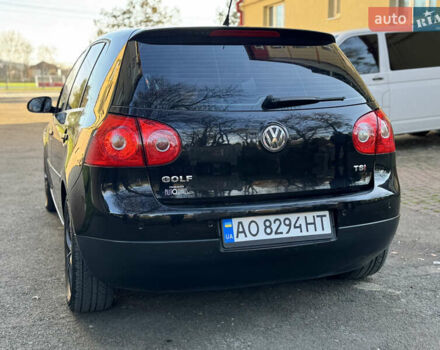 Чорний Фольксваген Гольф, об'ємом двигуна 1.39 л та пробігом 239 тис. км за 5950 $, фото 10 на Automoto.ua