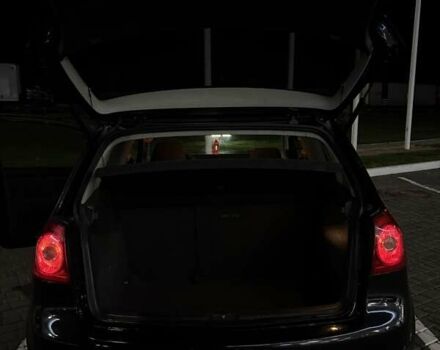 Черный Фольксваген Гольф, объемом двигателя 1.39 л и пробегом 193 тыс. км за 4700 $, фото 13 на Automoto.ua