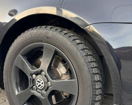 Черный Фольксваген Гольф, объемом двигателя 1.6 л и пробегом 280 тыс. км за 6300 $, фото 11 на Automoto.ua