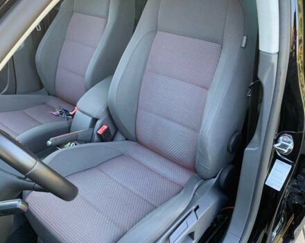 Черный Фольксваген Гольф, объемом двигателя 1.4 л и пробегом 189 тыс. км за 6500 $, фото 12 на Automoto.ua