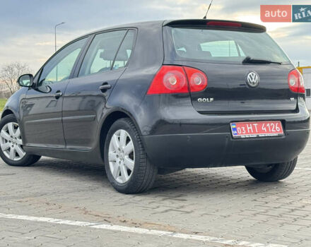 Черный Фольксваген Гольф, объемом двигателя 1.6 л и пробегом 218 тыс. км за 5900 $, фото 11 на Automoto.ua