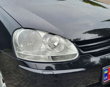 Черный Фольксваген Гольф, объемом двигателя 1.6 л и пробегом 237 тыс. км за 6350 $, фото 1 на Automoto.ua