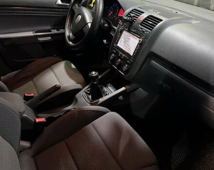 Чорний Фольксваген Гольф, об'ємом двигуна 1.4 л та пробігом 205 тис. км за 2900 $, фото 16 на Automoto.ua