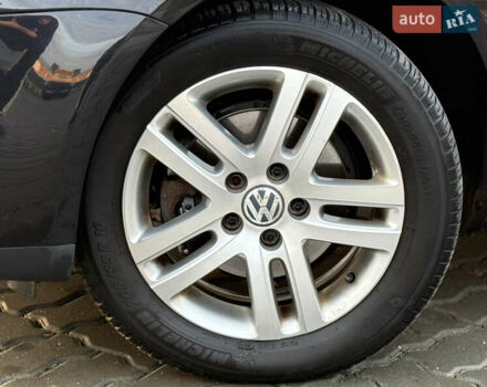 Чорний Фольксваген Гольф, об'ємом двигуна 1.6 л та пробігом 169 тис. км за 5999 $, фото 14 на Automoto.ua
