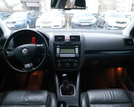 Черный Фольксваген Гольф, объемом двигателя 1.4 л и пробегом 182 тыс. км за 5600 $, фото 8 на Automoto.ua