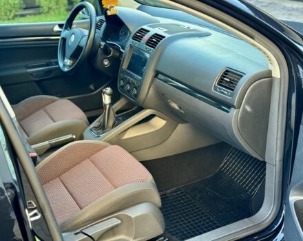 Чорний Фольксваген Гольф, об'ємом двигуна 1.4 л та пробігом 172 тис. км за 7400 $, фото 22 на Automoto.ua