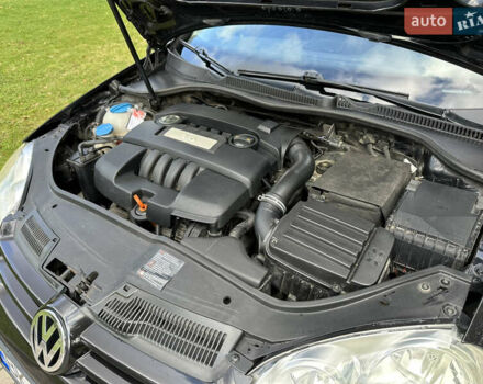 Чорний Фольксваген Гольф, об'ємом двигуна 1.6 л та пробігом 296 тис. км за 6499 $, фото 31 на Automoto.ua
