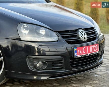 Черный Фольксваген Гольф, объемом двигателя 1.6 л и пробегом 182 тыс. км за 6350 $, фото 8 на Automoto.ua