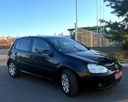 Черный Фольксваген Гольф, объемом двигателя 1.6 л и пробегом 205 тыс. км за 6100 $, фото 2 на Automoto.ua