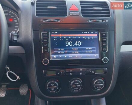 Чорний Фольксваген Гольф, об'ємом двигуна 1.6 л та пробігом 212 тис. км за 6750 $, фото 41 на Automoto.ua