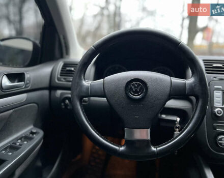 Чорний Фольксваген Гольф, об'ємом двигуна 1.6 л та пробігом 270 тис. км за 6800 $, фото 37 на Automoto.ua