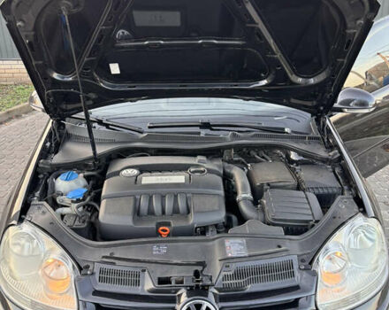 Черный Фольксваген Гольф, объемом двигателя 1.6 л и пробегом 280 тыс. км за 6300 $, фото 22 на Automoto.ua