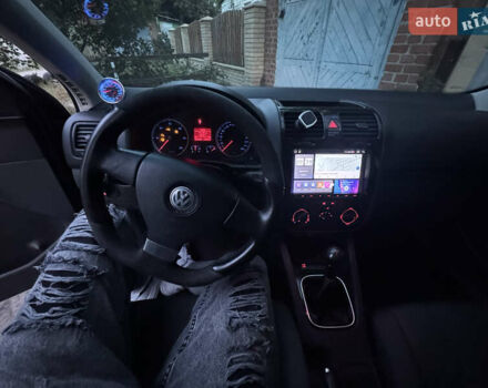 Черный Фольксваген Гольф, объемом двигателя 1.9 л и пробегом 256 тыс. км за 6300 $, фото 2 на Automoto.ua